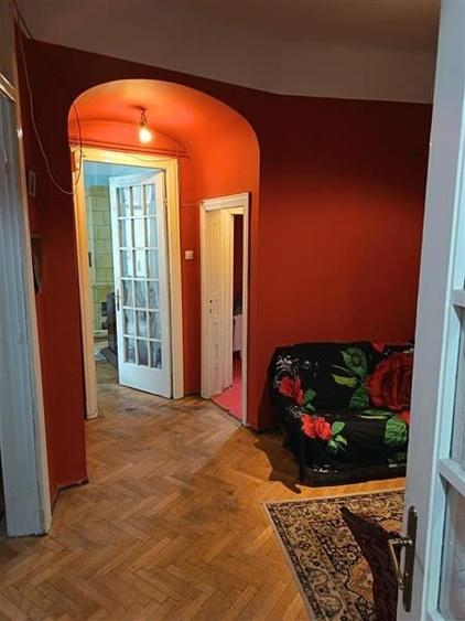 Apartament 3 camere in vila etajul 1/D+P+2 etaje, Piata Sf. Stefan - 2