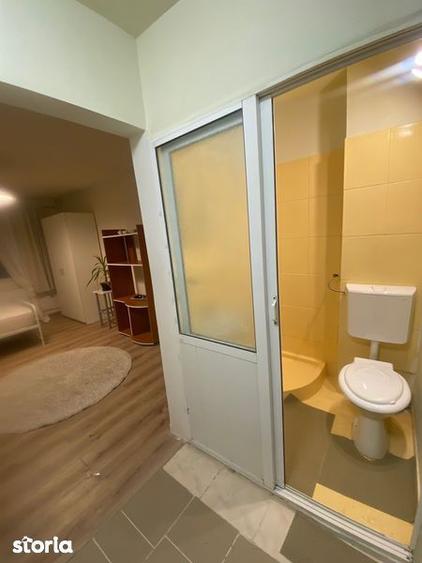 Inchiriez garsoniera moderna, mobilata si utilata, in zona Poarta 6 - 3