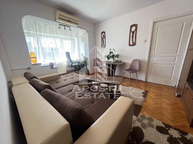 Apartament cu doua camere ,centrala proprie,zona Take Ionescu - 1