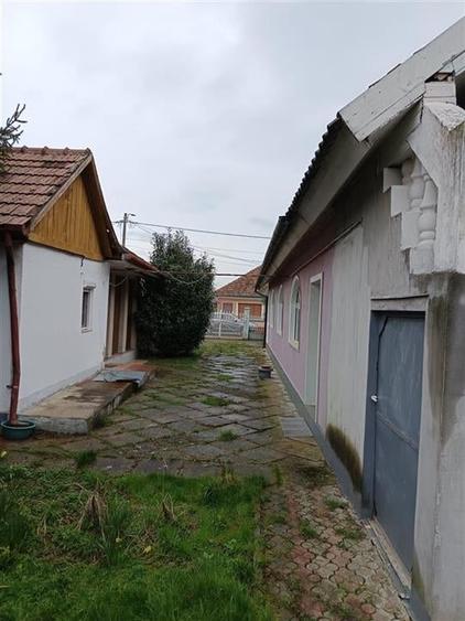 RECO CASA CU MANSARDA IN MARGHITA - 11