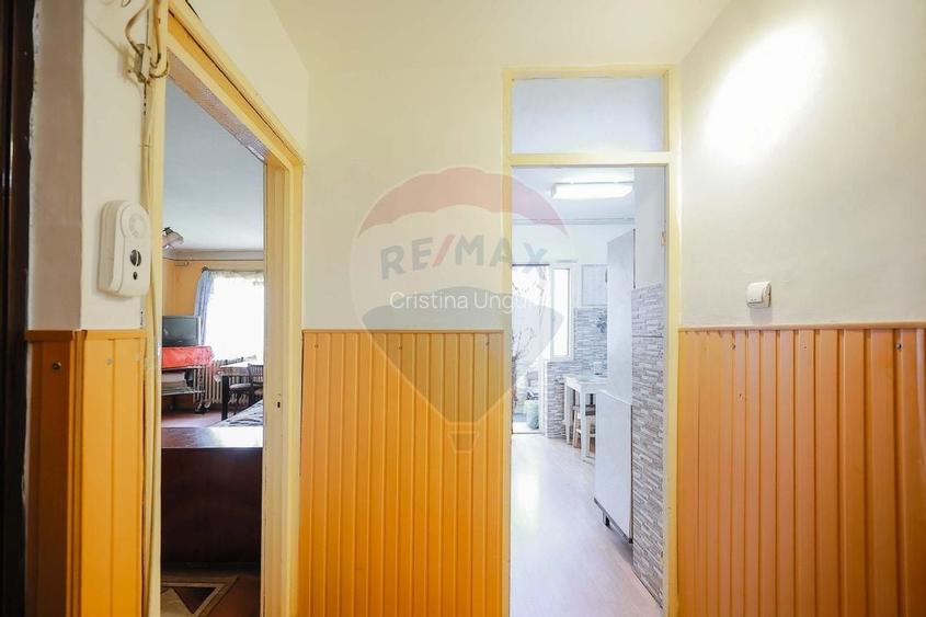 Apartament cu 3 camere decomandat în Rogerius Apartament cu 3 camere decomandat în Rogerius