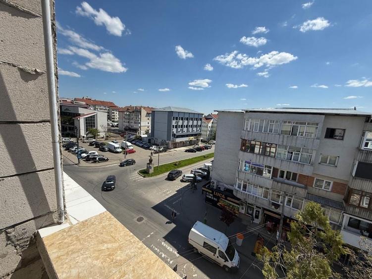 Apartament 3 camere , zona Romarta - 4