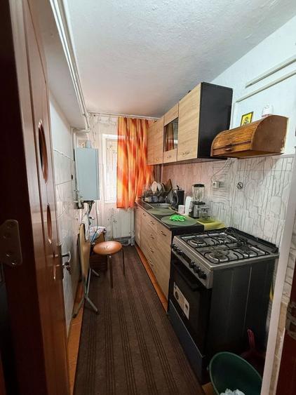Apt 3 camere, 42,4 mp + balcon, parter, zona Mall, proprietar - 3