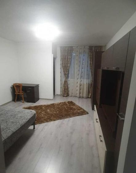 Garsoniera 30mp, balcon 3mp, etaj intermediar, zona Interservisan - 1