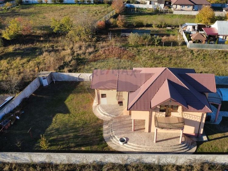 Casă / Vilă de vânzare cu 5 camere – Cartierul Nou, Sascut - 26