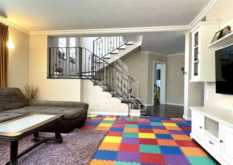 Casa central Dumbravita - 2