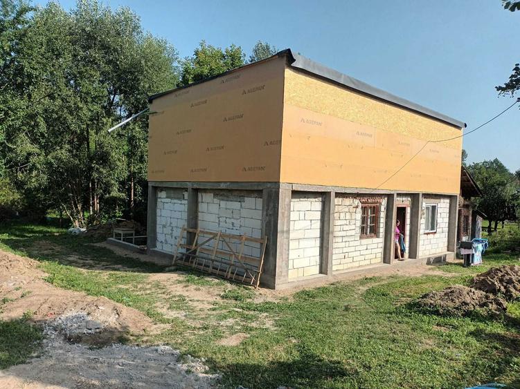 Casa de vanzare (la rosu) - 3