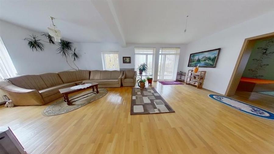 Ansamblu rezidential/ birouri/  4 niveluri si 700 mp de teren, Tractorul, Brasov - 18