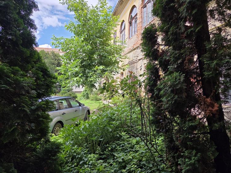 Apartament spectaculos  de vânzare în Palatul Teleki – Clădire monument  istoric - 6