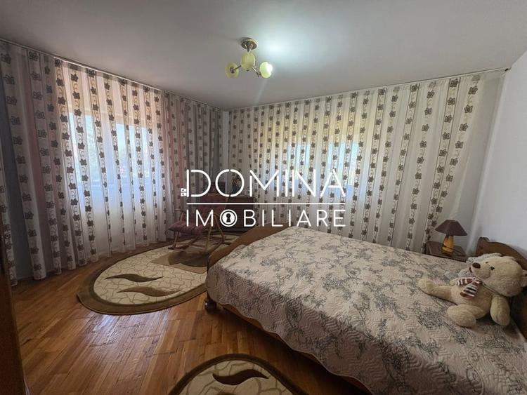 *Conac impresionant* cu arhitectura simetrica - pretabil resedinta sau business - 5