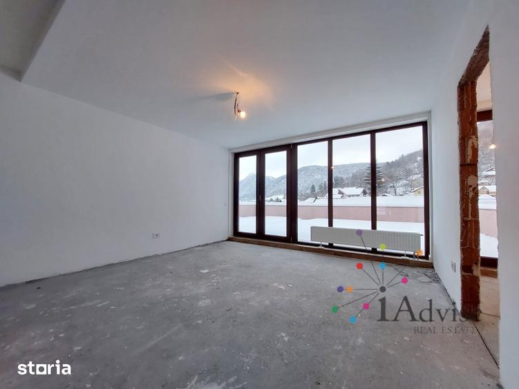 Apartament cu 4 camere în Schei