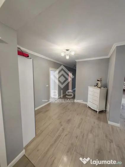 Casă cu 4 camere cu Teren 2700 Mp în Viișoara