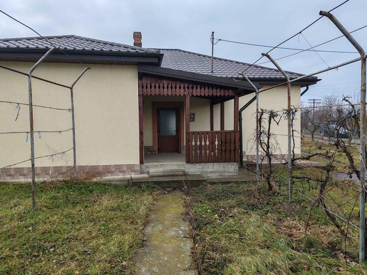 Casa in sat Lisna,comuna Suharau - 3