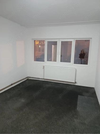 Inchiriez garsoniera - 1