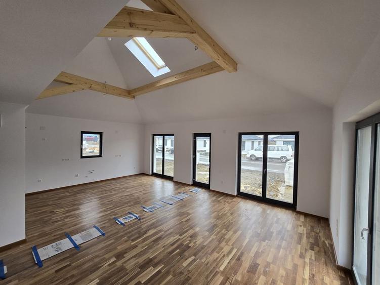 Casa la cheie 130mp 4 camere,2 băi,700mp teren,Livezeni - 15