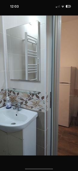 Inchiriez garsoniera - 7