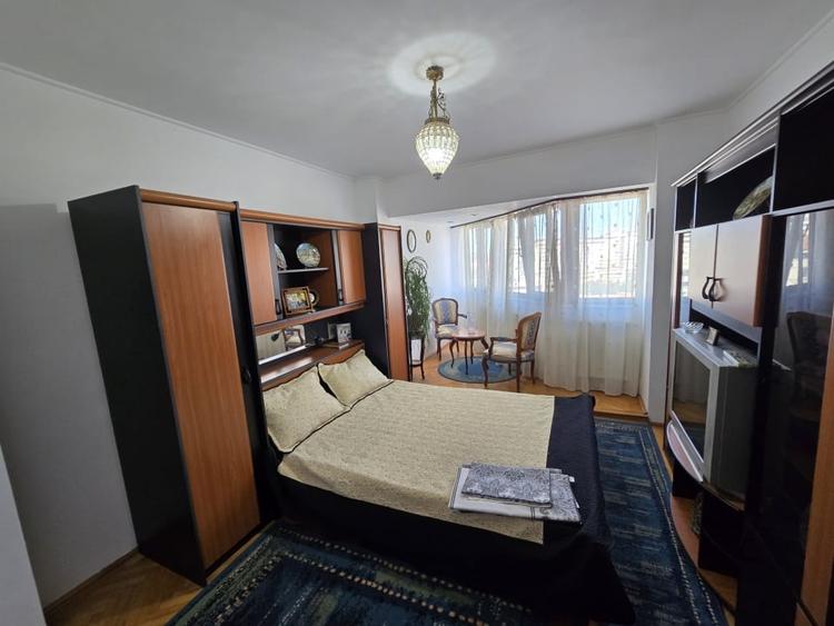 Apartament 4 camere, 117 mp, Ultracentral, etaj 6, bloc cu lift - 4