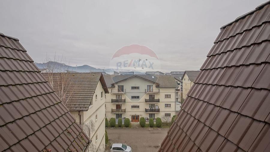 Apartament 3 camere pe două niveluri, cu parcare, Cartierul Toamnei - 20