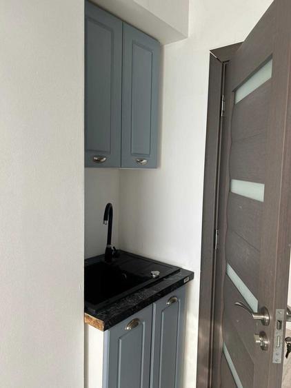 Apartament cu 2 camere semidecomandat, mobilat în Exterior Vest