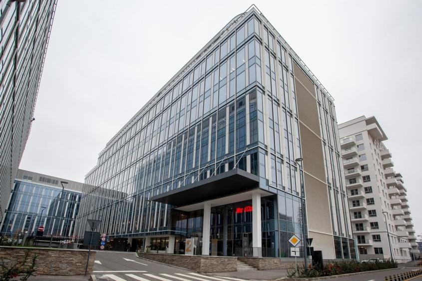 Birou, de 15 mp, în P-ta Presei Libere
