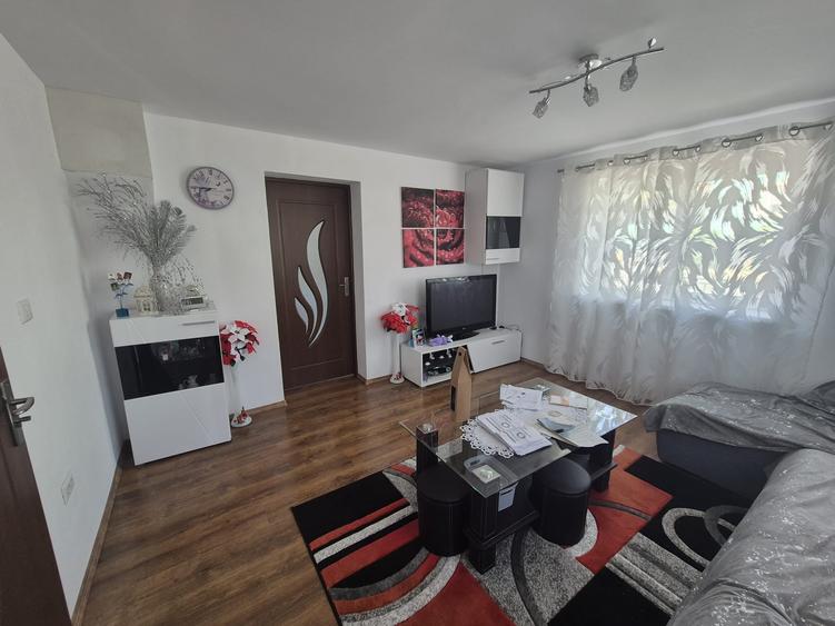 Casă individuală cu 3 camere cu Teren 746 Mp în Vingard