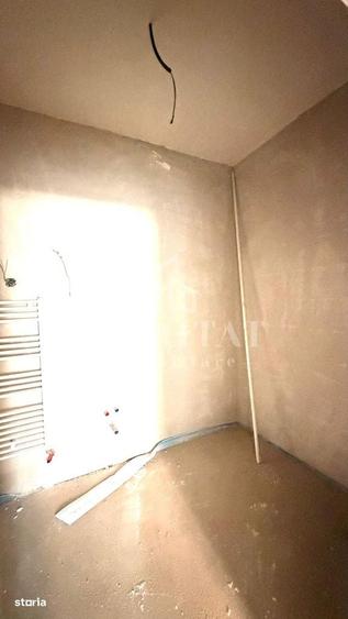 Apartament cu 4 camere în Florești
