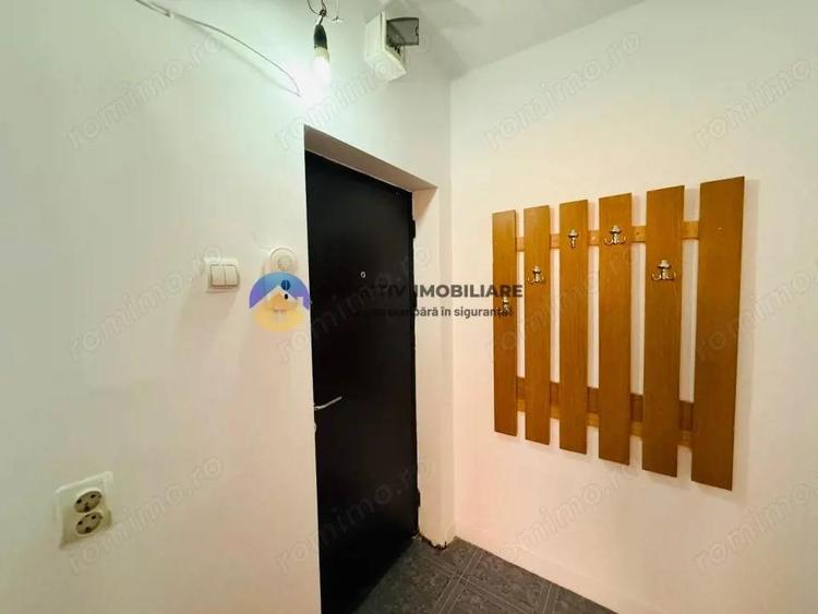 Apartament cu 2 camere semidecomandat în Sud