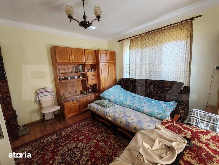 Casă cu 6 camere cu Teren 3000 Mp în Surduc