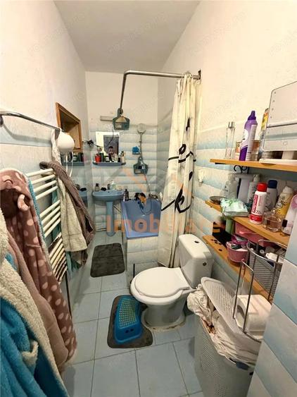 Casă cu 3 camere cu Teren 620 Mp în Santăul Mare