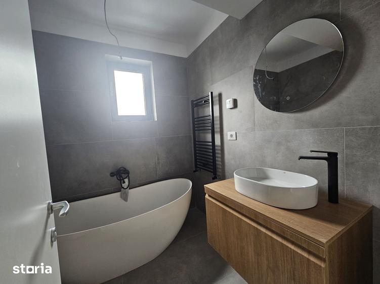 Apartament cu 4 camere în Central