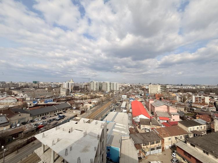 Apartament cu 3 camere în Parcul Carol