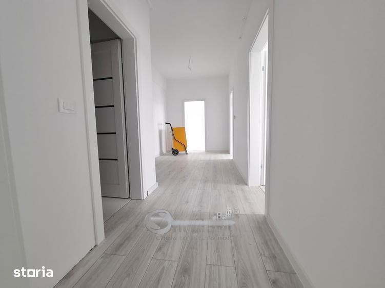 Apartament cu 3 camere decomandat în Galata