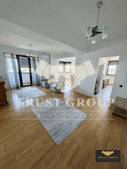 Apartament cu 3 camere decomandat, mobilat în Dacia
