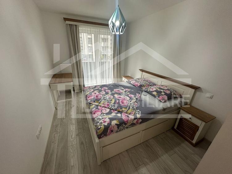 Apartament cu 3 camere decomandat în Libertății