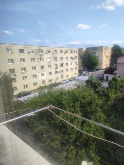 Persoana fizica vând garsonieră 21 mp + garaj de tabla + spatiu depozitare - 9