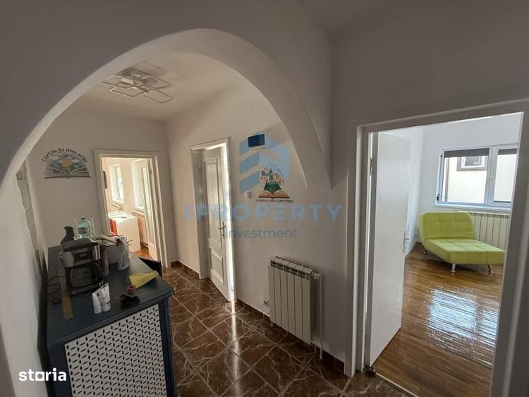Casă cu 2 camere decomandat în Fundeni
