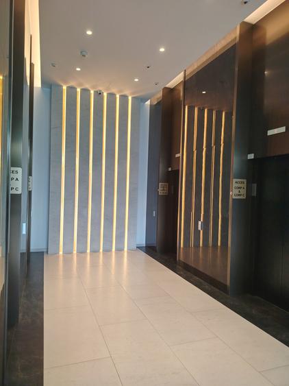 Apartament cu 2 camere semidecomandat în Barbu Văcărescu