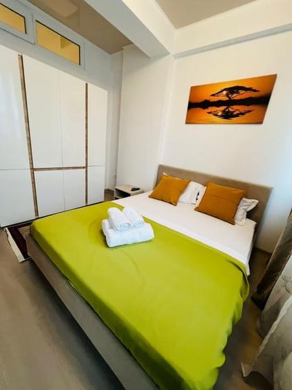 Apartament cu 3 camere, mobilat în Central