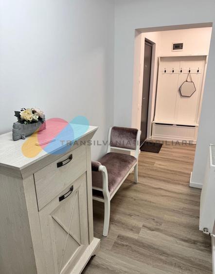 Apartament cu 2 camere decomandat, mobilat în Zorilor