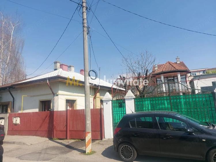 Casă cu 3 camere cu Teren 126 Mp în Ceair