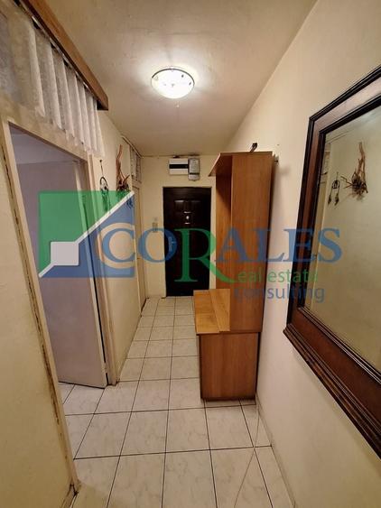Apartament cu 2 camere semidecomandat, mobilat în Girocului
