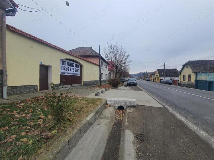 Oferta ! Casa saseasca,,la cheie in Slimnic(17km distanta de Sibiu) , cu 2.100mp teren - 9