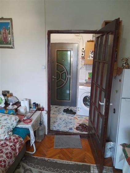 Garsoniera Etaj 2 zona Buziasului - 4