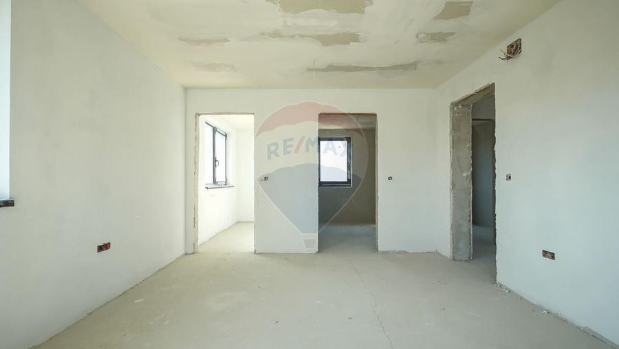 Comision 0 %! Casa de vanzare, Sanpetru! - 9