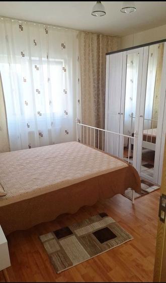 Inchiriez apartament 2 camere decomandat 50 mp - 5