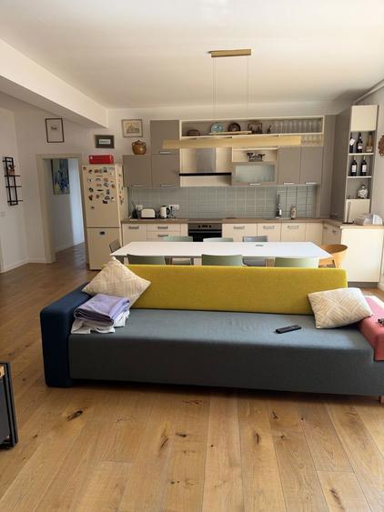 Penthouse de inchiriat - privesliste spectaculoasa bloc Prima premium - 2