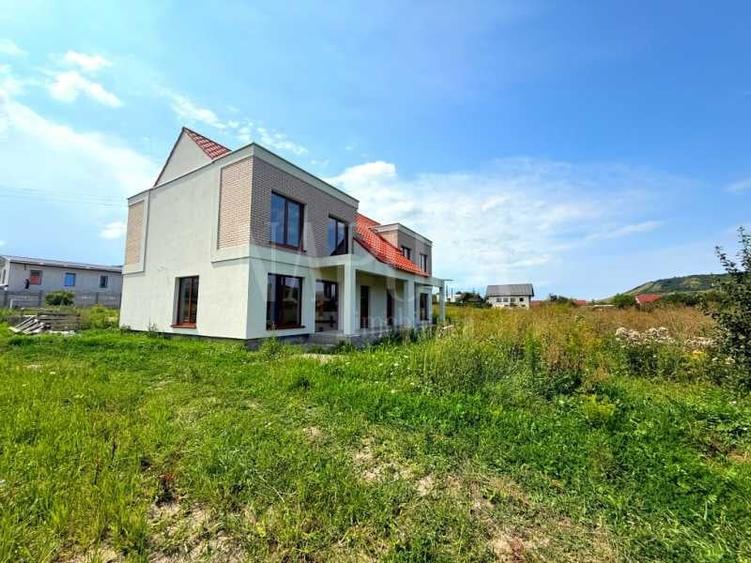 Casa 4 camere de vanzare in Chinteni - 2