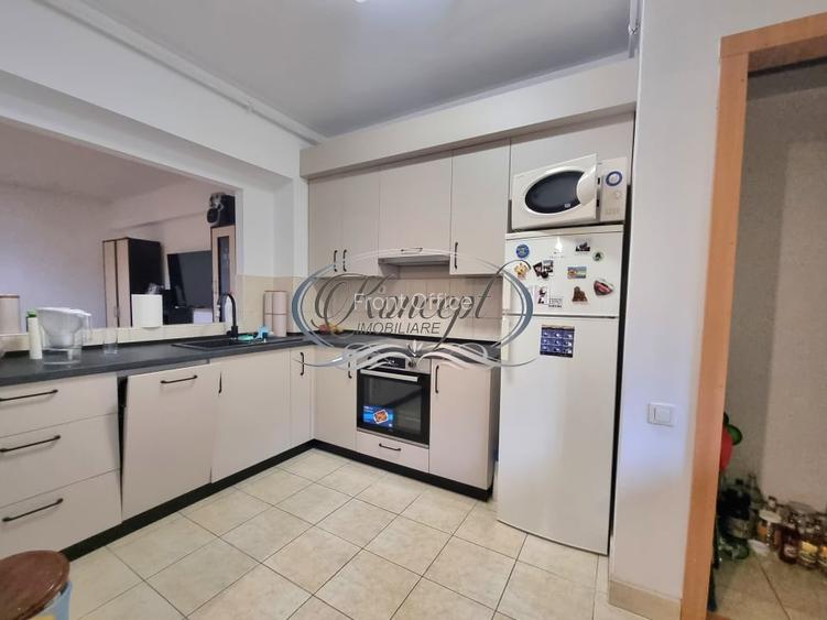 Apartament cu spatii generoase si acces facil, zona Semicentrala Apartament cu spatii generoase si acces facil, zona Semicentrala