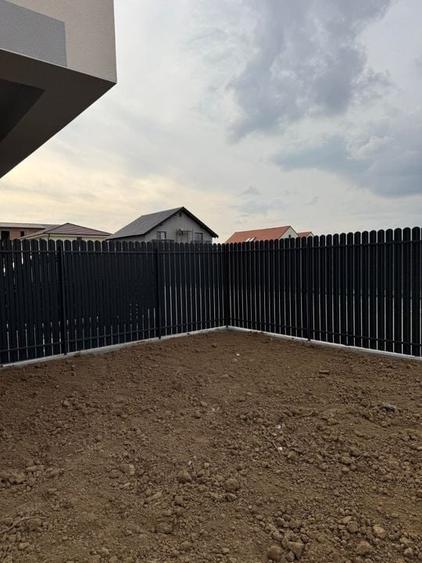 GRADINA 50 mp. Aproape de Zone2 si Mega Image. Decomandat. - 12