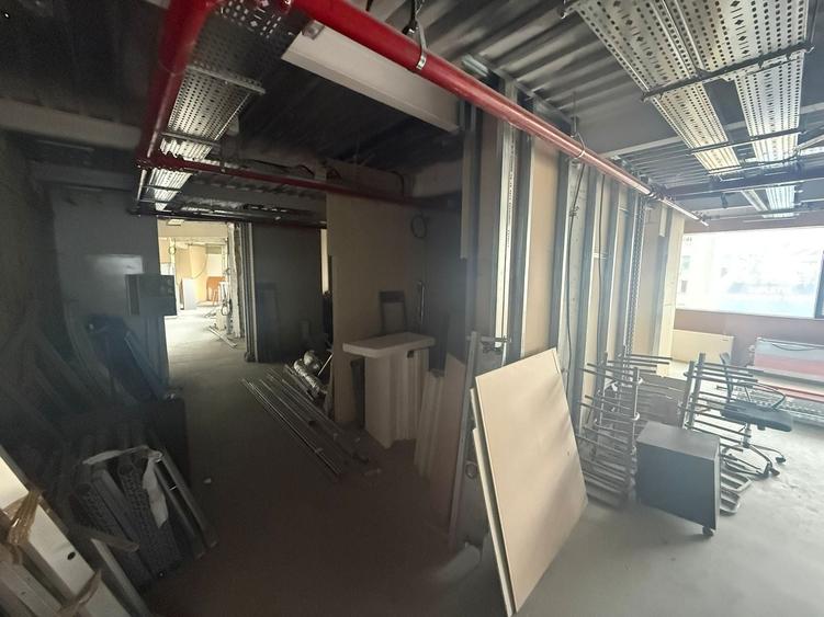 Spațiu de birouri 480 mp –Pta. Victoriei - Neamenajat - 4